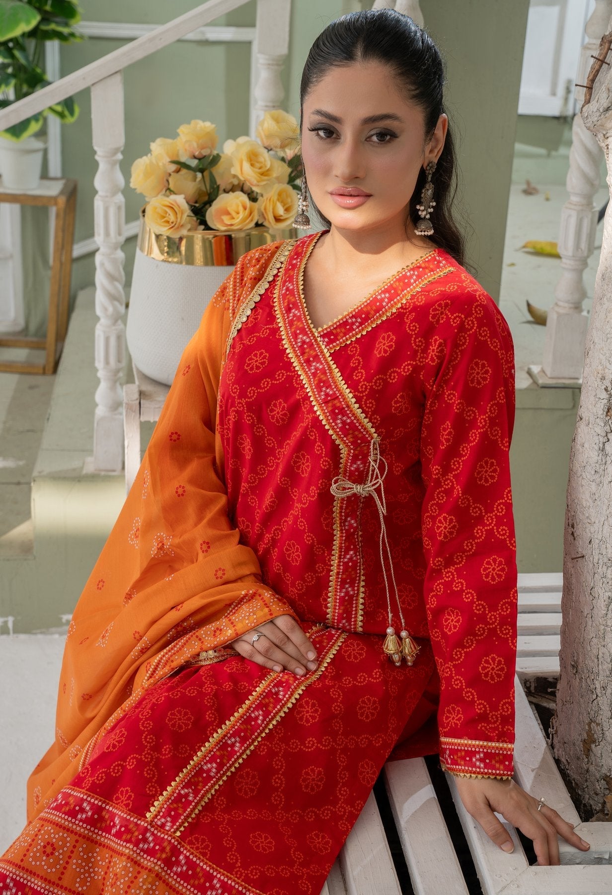 0000606-Urwa stitched Rangoli lawn suit
