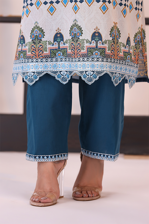 Kaia - RTW